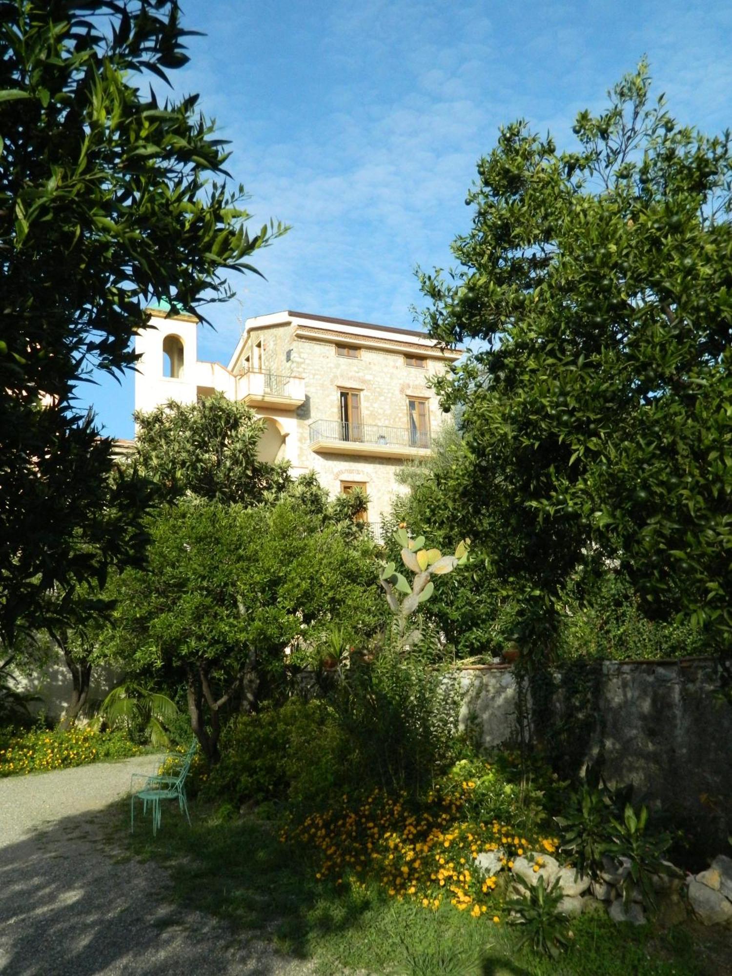 Hotel Del Sole Al Plebiscito Sapri Exterior photo
